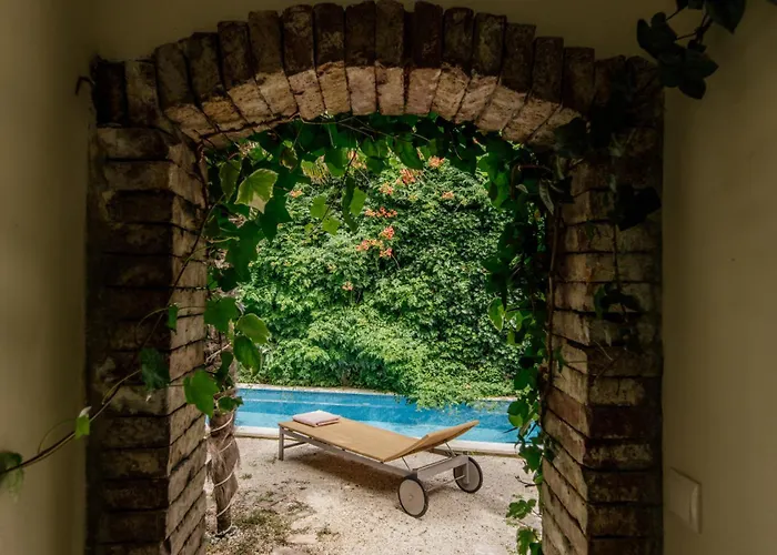 Palais Du Vertige ヴィラ イェルサ