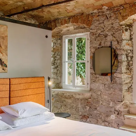 Willa Palais Du Vertige