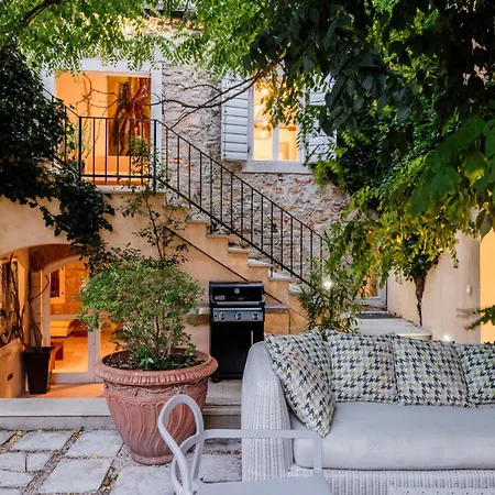 Palais Du Vertige Jelsa (Hvar)